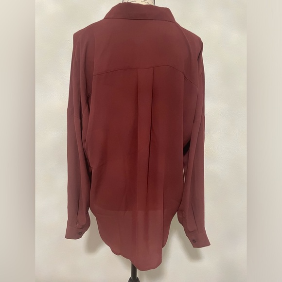 NYDJ Becky Recycled Polyester Georgette Blouse EUC - Picture 6 of 10